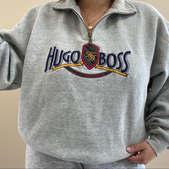 Hugo Boss Tops - Hugo Boss Sweatshirt Vintage 🥰